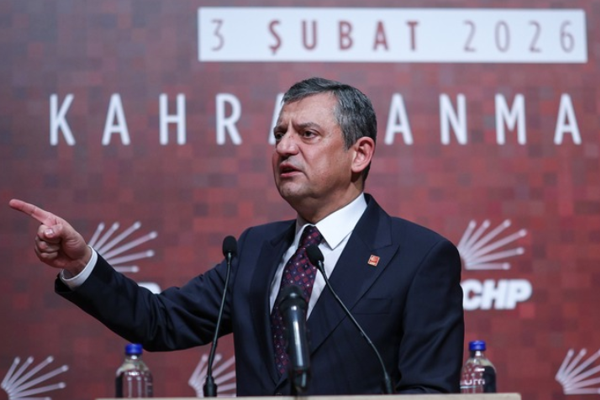 Özel: Cumhuriyet Halk Partisi, dimdik ayaktadır Özel: Cumhuriyet Halk Partisi, dimdik ayaktadır