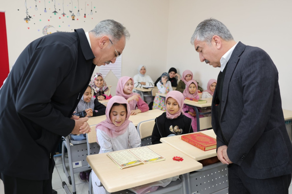 Başkan Kuş: Geleceğimiz olan yavrularımızla iftihar ediyoruz Başkan Kuş: Geleceğimiz olan yavrularımızla iftihar ediyoruz