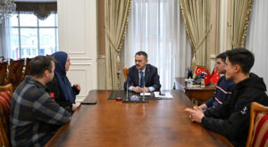 Vali Aktaş, vatandaşlarla bir araya geldi