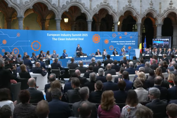 Avrupa liderleri, Antwerp’te sanayi patronlarıyla bir araya geliyor