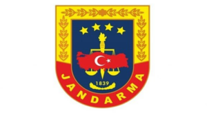 Erciyes yolunda mahsur kalan vatandaşlar kurtarıldı Erciyes yolunda mahsur kalan vatandaşlar kurtarıldı