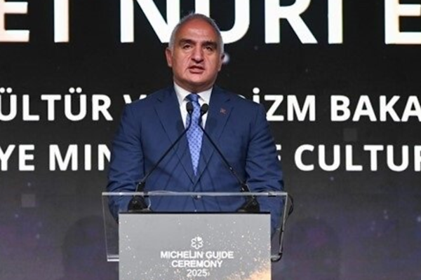 Bakan Ersoy, İsveç Süryani Cemaati heyetini ağırladı Bakan Ersoy, İsveç Süryani Cemaati heyetini ağırladı