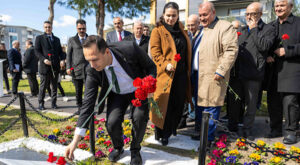 Bornova’da Hocalı Katliamı’nın 33. yılına özel anma programı düzenlendi