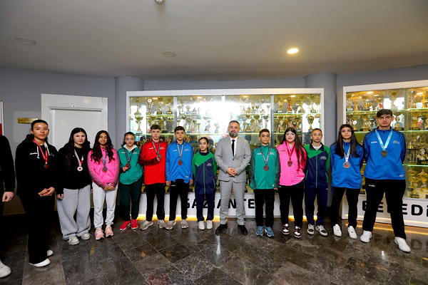 Gaziantep Büyükşehir Belediye Spor Kulübü 71 madalya kazandı Gaziantep Büyükşehir Belediye Spor Kulübü 71 madalya kazandı