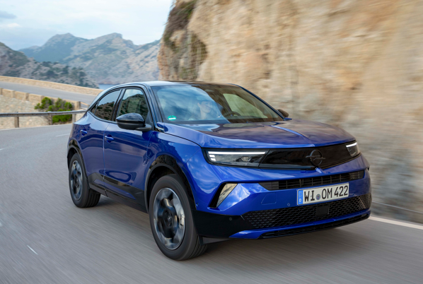 Opel, Corsa ve Mokka’nın 48V hibrit versiyonu Türkiye’de Opel, Corsa ve Mokka’nın 48V hibrit versiyonu Türkiye’de