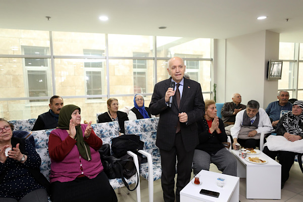 Yenimahalle’de İkinci Bahar Merkezleri’nde müzik dinletileri başladı Yenimahalle’de İkinci Bahar Merkezleri’nde müzik dinletileri başladı