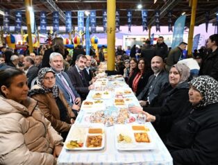 Aydın’da iftar sofraları il genelinde sürüyor Aydın’da iftar sofraları il genelinde sürüyor