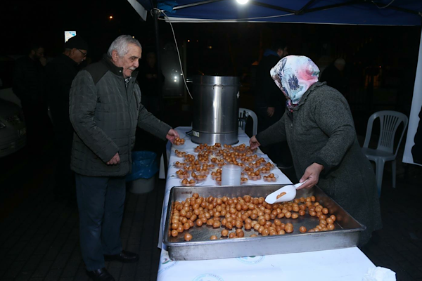 Pamukkale’de Berat Kandili ikramı yapıldı