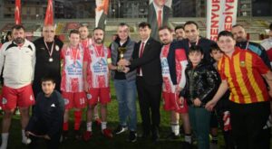 Esenyurt’ta mahalleler arası futbol turnuvası tamamlandı