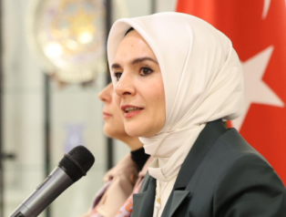 Bakan Göktaş, AK Parti Adana İl Başkanlığını ziyaret etti Bakan Göktaş, AK Parti Adana İl Başkanlığını ziyaret etti