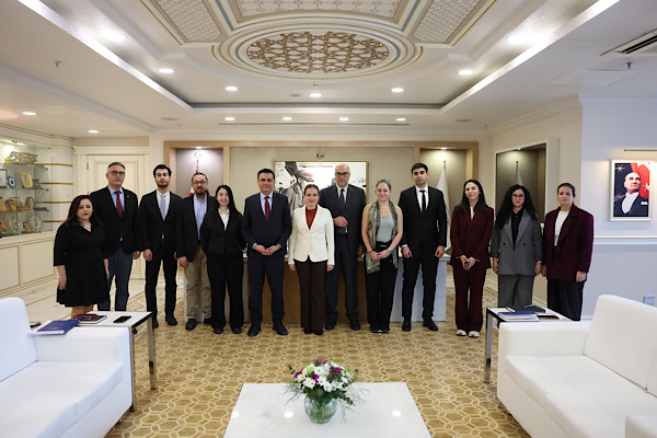 YİDEP heyeti, Antalya Büyükşehir Belediyesi’ni ziyaret etti