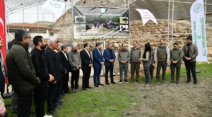 Vali Şıldak Kelaynakların doğaya salınma programına katıldı Vali Şıldak Kelaynakların doğaya salınma programına katıldı