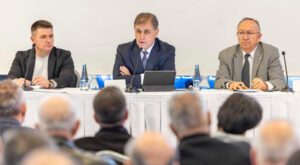 Başkan Tugay: Geleceğimizi kurtarmak için çalışmalıyız