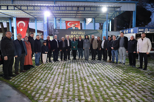 Başkan Çerçioğlu, iftar sofrasında vatandaşlarla bir araya geldi Başkan Çerçioğlu, iftar sofrasında vatandaşlarla bir araya geldi