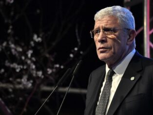 Dervişoğlu: Tarafların itidal ile müzakere masasına dönmelerini temenni ederiz