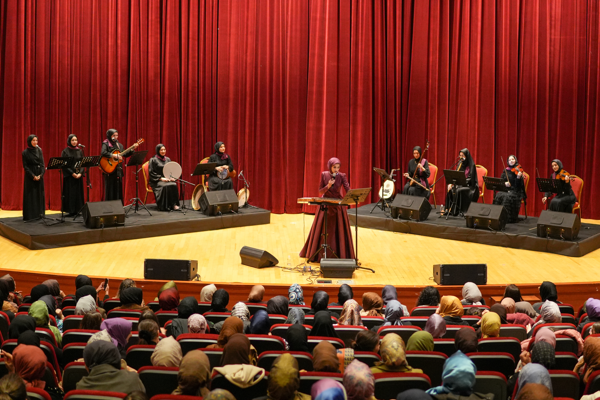 Mezopotamya’nın ezgileri Kestel’de canlandı Mezopotamya’nın ezgileri Kestel’de canlandı