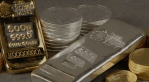 Gümüş yüzde 0,9 düşüşle ons başına 76,04 dolar seviyesine geriledi