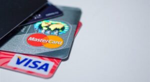 The Guardian: İngiliz bankaları Visa ve Mastercard’a alternatif sistem kurmayı planlıyor