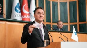 Babacan: Türkiye, pahalı üretim merkezi oldu