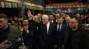 Dervişoğlu: O caniyi İmralı’daki koğuşunda çürütmek bizim boynumuzun borcu olsun