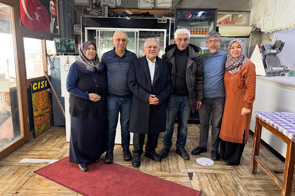 Başkan Büyükkılıç, Erciyes’te esnaflarla bir araya geldi Başkan Büyükkılıç, Erciyes’te esnaflarla bir araya geldi