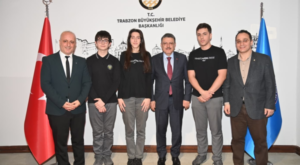 Trabzon Merkez Fen Lisesi öğretmenleri ve öğrencileri Başkan Genç’i ziyaret etti