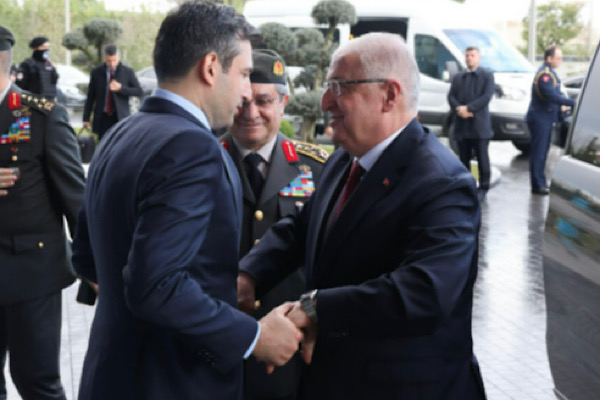 Güler, Özdemir Bayraktar’ın anısına hazırlanan belgesel gösterimine katıldı