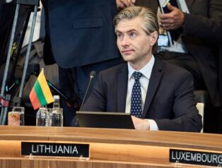 Budrys: Düşüncelerim kurbanlarla, aileleriyle ve etkilenen herkesle birlikte