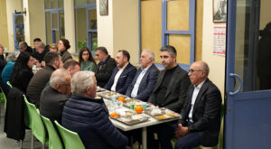 Kartal Cemevi’nde Hızır Orucu lokması paylaşıldı Kartal Cemevi’nde Hızır Orucu lokması paylaşıldı