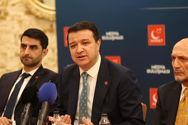 Arıkan’dan KKTC’de “CIA faaliyeti” iddiası Arıkan’dan KKTC’de “CIA faaliyeti” iddiası