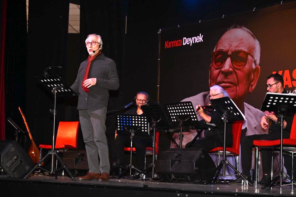 Yaşar Kemal Manisa’da anıldı