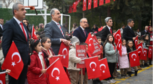 Malatya Valisi Yavuz, Fatih İlkokulu’ndaki törene katıldı