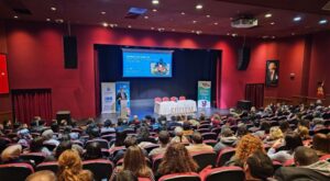 İBB’den “Ekran Bağımlılığı ve Obezite” paneli İBB’den “Ekran Bağımlılığı ve Obezite” paneli