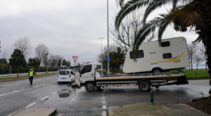 Maltepe Belediyesi’nden karavan işgallerine yönelik çalışma