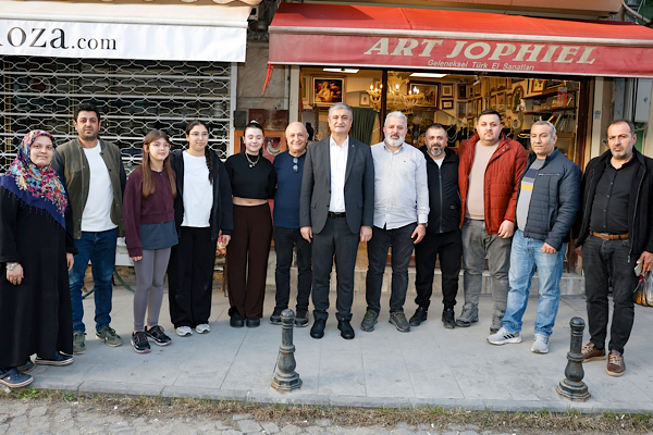 Vali Yavuz, esnaf ve vatandaşlarla Ramazan’da buluştu Vali Yavuz, esnaf ve vatandaşlarla Ramazan’da buluştu