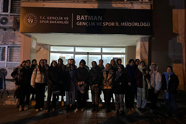 Batmanlı gençler, Tarih ve Kültür Kampları kapsamında Hakkari’ye uğurlandı