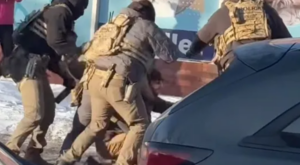 Minneapolis’te Alex Pretti’yi vuran İki federal ajanın kimliği belirlendi