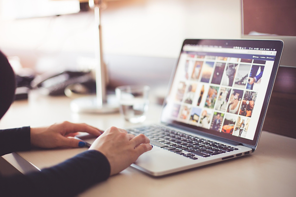 Yasaklı ”OnlyFans” operasyonunda 300 milyon TL’lik malvarlığına el konuldu Yasaklı ”OnlyFans” operasyonunda 300 milyon TL’lik malvarlığına el konuldu