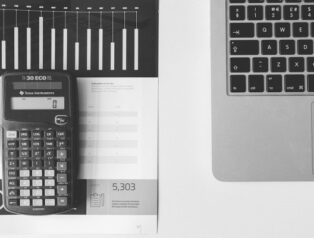 Lokman Hekim, pay geri alımı yaptı