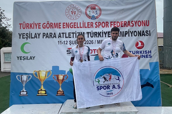 Kayseri’de sporculardan Para Atletizm Türkiye Şampiyonası’nda derece