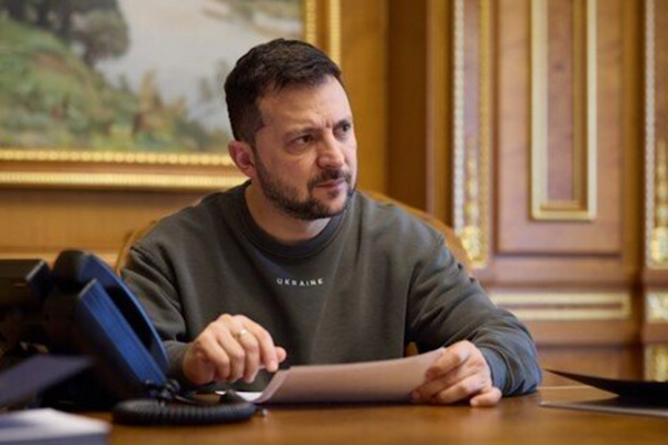 Zelenski: Ruslar, Kharkiv’de bir eve insansız hava aracıyla saldırdı