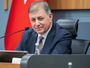 Başkan Tugay’dan Özgür Özel’e ziyaret Başkan Tugay’dan Özgür Özel’e ziyaret