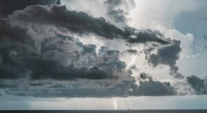 Doğu Karadeniz için kuvvetli rüzgar ve fırtına uyarısı