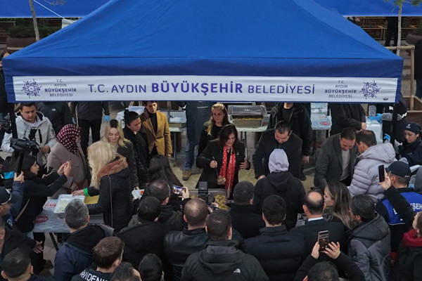 Aydın’da Ramazan sofraları kuruldu Aydın’da Ramazan sofraları kuruldu