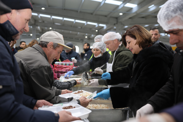 Mahmudiye’de iftar sofrası kuruldu Mahmudiye’de iftar sofrası kuruldu