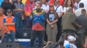 Caracas’ta binlerce kişi Maduro’nun serbest bırakılmasını istedi