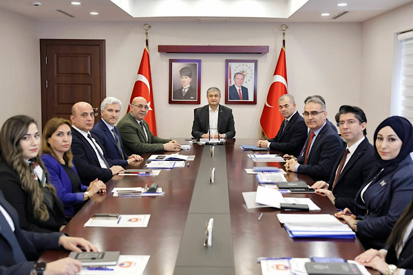 Adana’da Eğitim Değerlendirme Toplantısı yapıldı Adana’da Eğitim Değerlendirme Toplantısı yapıldı