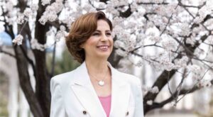 Ünlüce: Sevgi umudu büyütür, geleceğe olan inancı perçinler