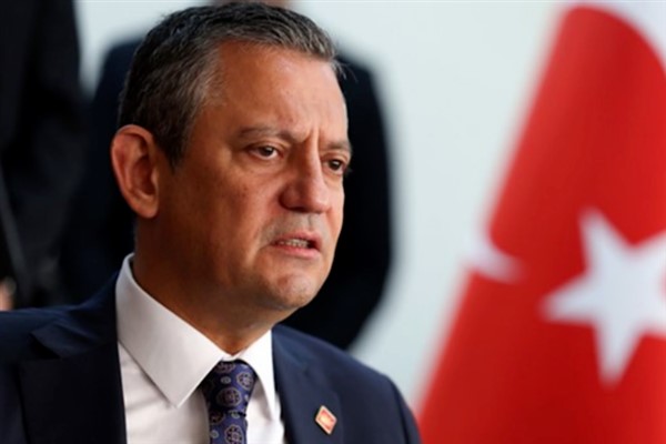 Özel, Gençlik Kolları Başkanı Ramazan Yıldız’ın ailesini ziyaret etti Özel, Gençlik Kolları Başkanı Ramazan Yıldız’ın ailesini ziyaret etti