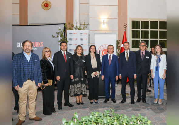 Global Turks Vakfı’nın Orta Doğu lansmanı Dubai’de gerçekleşti Global Turks Vakfı’nın Orta Doğu lansmanı Dubai’de gerçekleşti